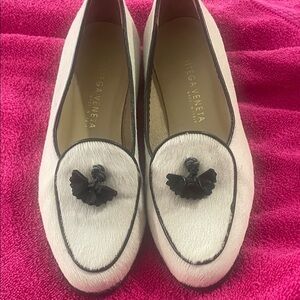 Bottega Veneta Women's White and Black Loafers